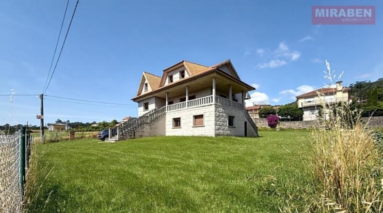 La Coruña - Bexo - 1680m2