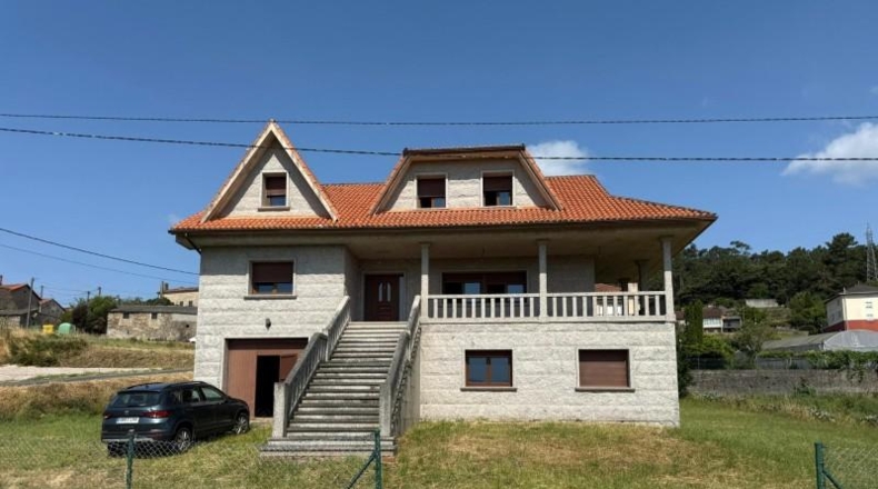 La Coruña - Bexo - 1680m2