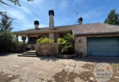 Chalet independiente con terreno en venta en la España, Simancas, ref: TR389985 foto