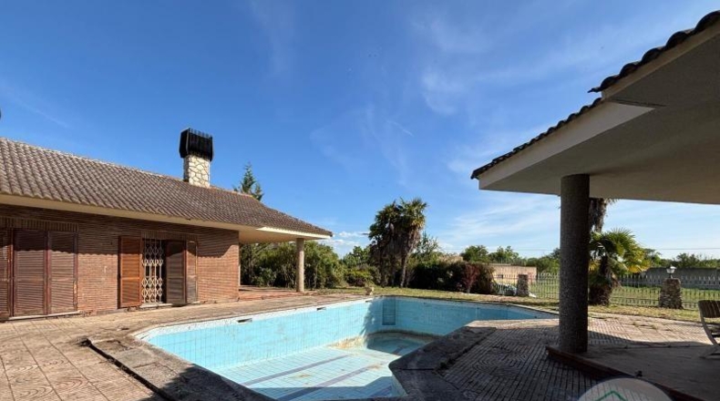 Valladolid - Simancas - 1850m2