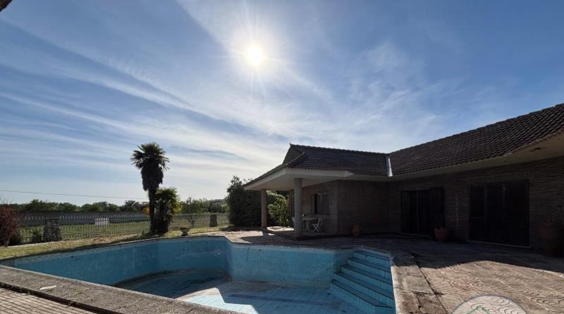 Valladolid - Simancas - 1850m2