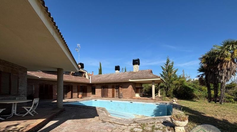 Valladolid - Simancas - 1850m2