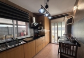 Отдельно стоящий дом с участком на продажу в городе Calafell Фото