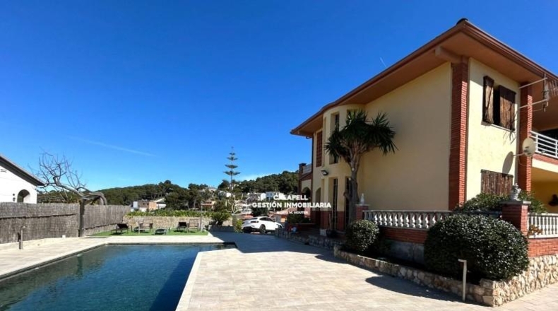 Таррагона - Calafell - 957m2