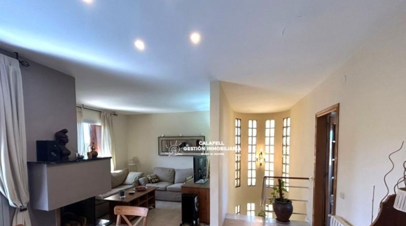 Таррагона - Calafell - 957m2