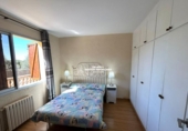 Отдельно стоящий дом с участком на продажу в городе Calafell Фото