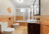 Chalet independiente con terreno en venta en la España, Torrevieja, ref: TR346526 foto