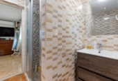 Chalet independiente con terreno en venta en la España, Torrevieja, ref: TR346526 foto