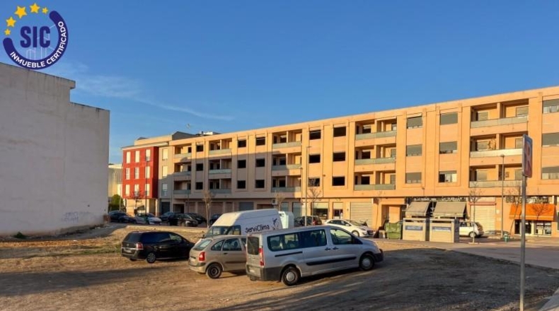 Valencia - l'Alcúdia de Crespins - 834m2