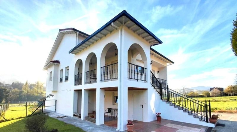 Cantabria - Barrio El Cerro - 1210m2