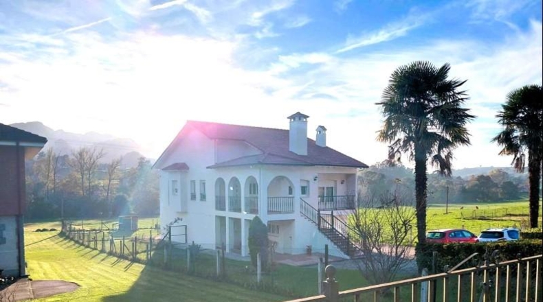 Cantabria - Barrio El Cerro - 1210m2