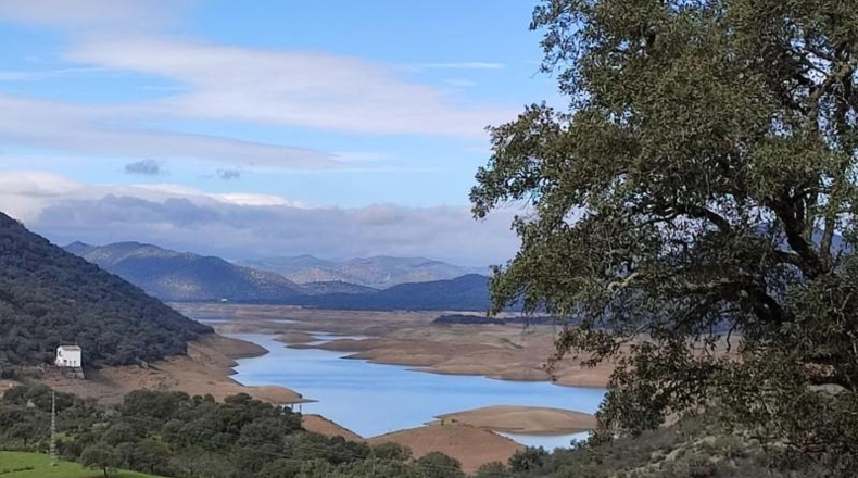 Sevilla - Cazalla de la Sierra - 550000m2