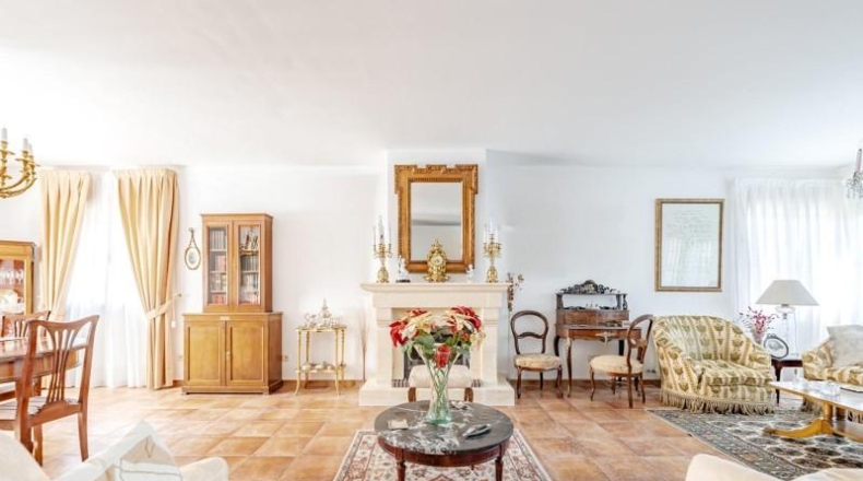 Comunidad de Madrid - Valdemorillo - 305m2