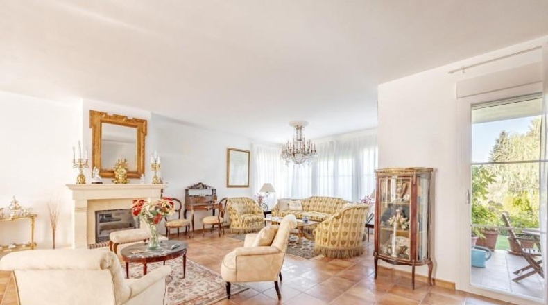 Comunidad de Madrid - Valdemorillo - 305m2