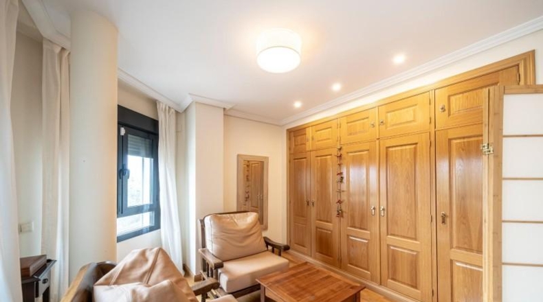 Community of Madrid - Sevilla la Nueva - 2137m2