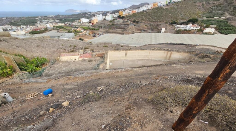 Las Palmas - Арукас - 1161m2
