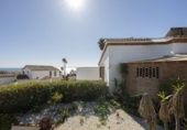 Chalet independiente con terreno en venta en la CL EL BURGO DEL FARO, Campo-Mijas, ref: TR394129 foto