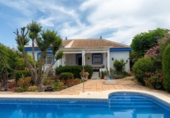 Detached villa with land for sale on España, Hinojos, ref: TR410658 photo