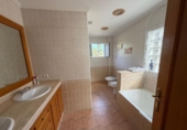 Chalet independiente con terreno en venta en la España, Elche, ref: TR410665 foto