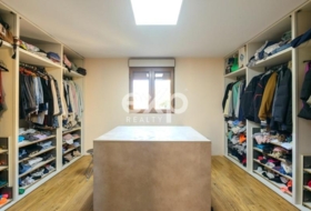 Pola de Siero 700&nbsp;м²