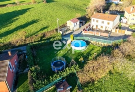 Pola de Siero 700&nbsp;м²