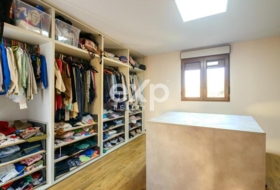 Pola de Siero 700&nbsp;м²