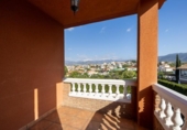 Chalet independiente con terreno en venta en la España, Villa de Otura, ref: TR410671 foto