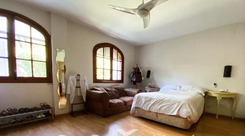 Sevilla - Alcalá de Guadaíra - 1080m2
