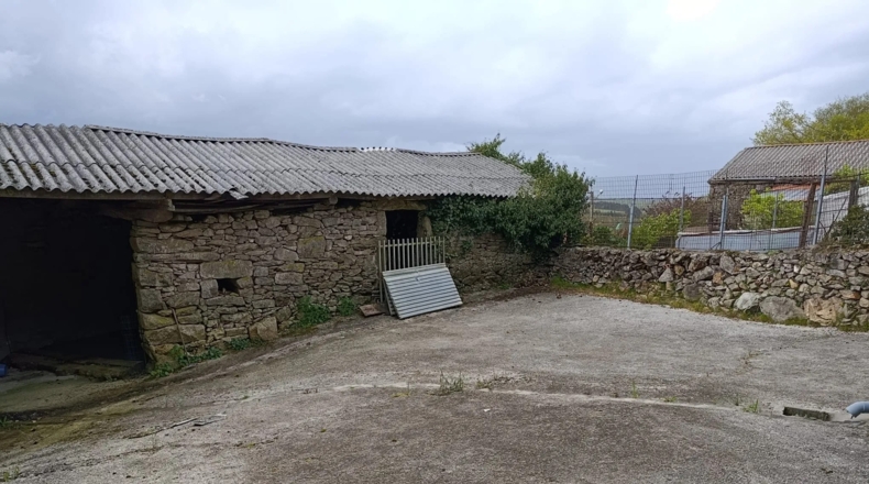 Pontevedra - O Castro - 380m2