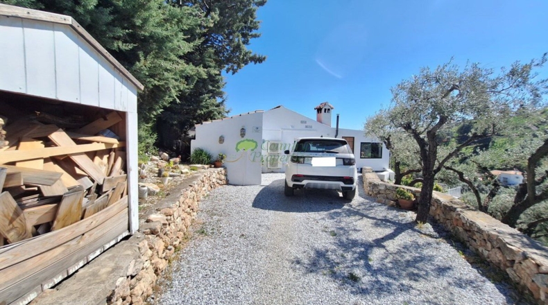 Málaga - Cómpeta - 3013m2