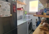 Загородный дом с участком на продажу в городе Cómpeta. Фото