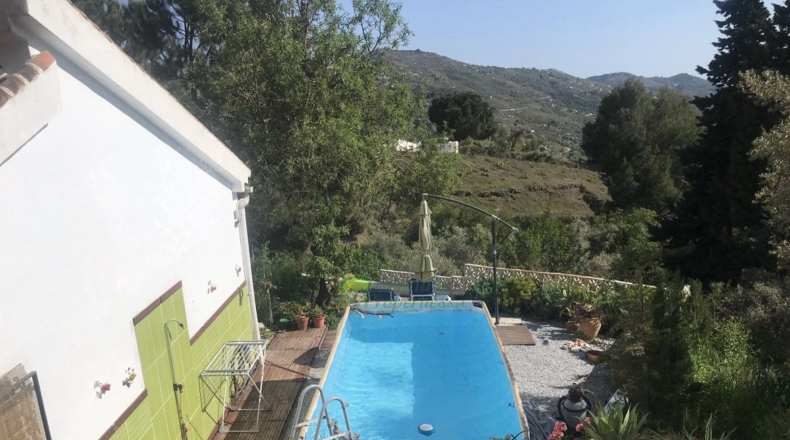 Malaga - Cómpeta - 1950m2
