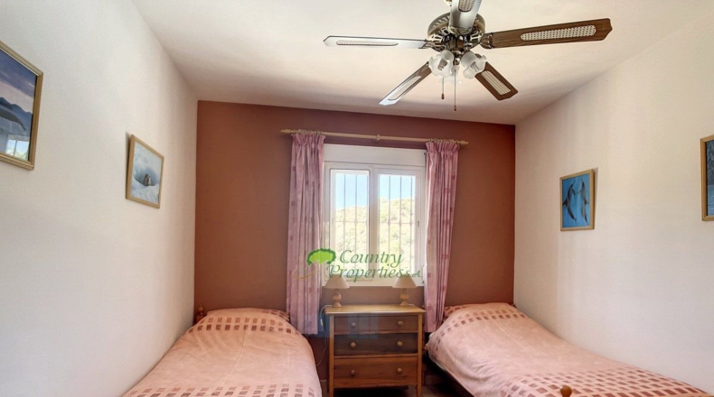 Malaga - Sedella - 15600m2