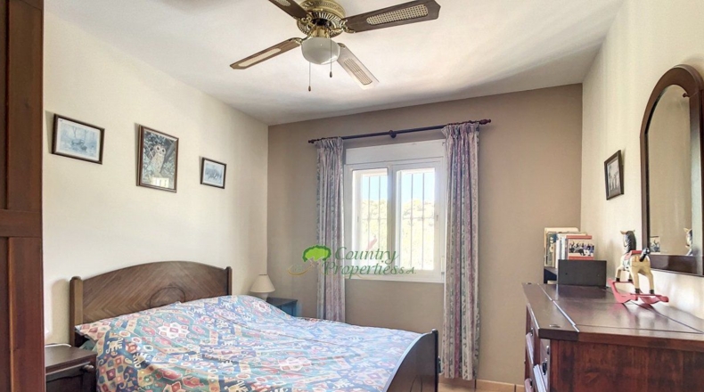 Malaga - Sedella - 15600m2