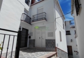 Casa de pueblo en venta en Canillas de Albaida ref: TR410693 foto