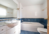 Chalet independiente con terreno en venta en Colmenar Viejo ref: TR410708 foto