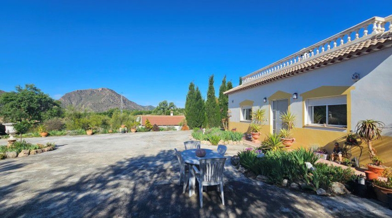 Almería - Oria - 1555m2