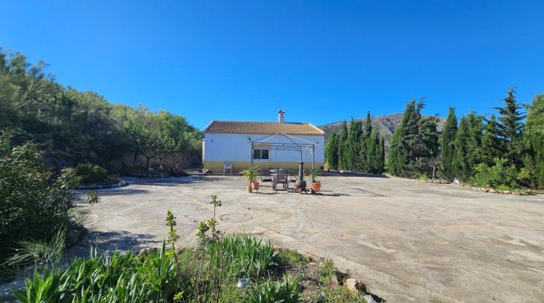 Almería - Oria - 1555m2