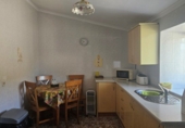 Загородный дом с участком на продажу в городе Oria. Фото