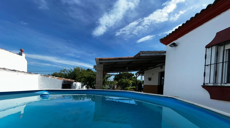 Кадис - Chiclana de la Frontera - 674m2