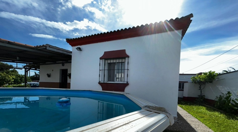 Кадис - Chiclana de la Frontera - 674m2
