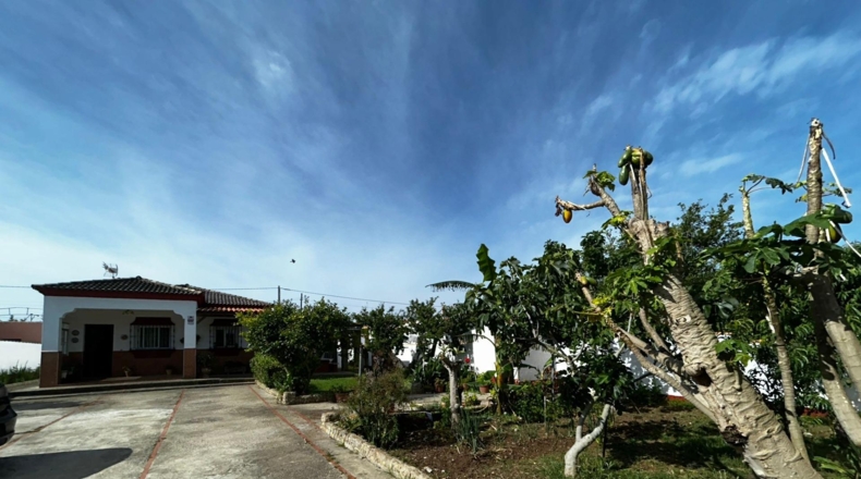Кадис - Chiclana de la Frontera - 674m2