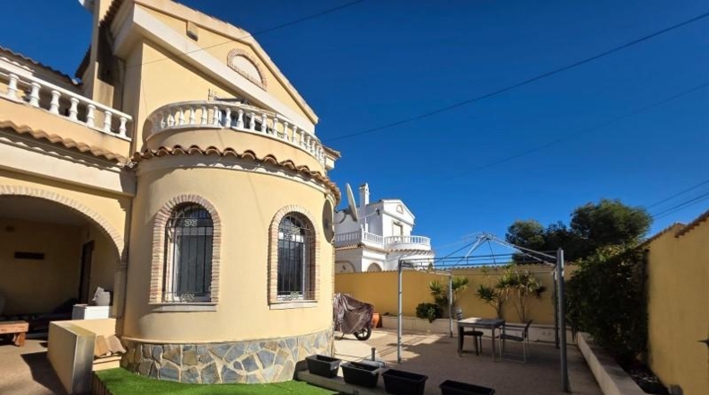 Alicante - Dehesa de Campoamor - 645m2