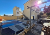 Chalet independiente con terreno en venta en la España, Orihuela, ref: TR372069 foto
