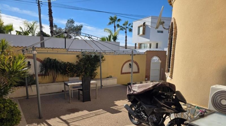 Alicante - Dehesa de Campoamor - 645m2