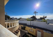 Chalet independiente con terreno en venta en la España, Orihuela, ref: TR372069 foto