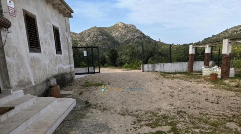 Valencia - Castellonet de la Conquesta - 38000m2