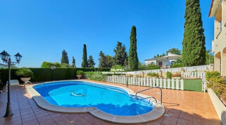 Tarragona - el Vendrell - 771m2
