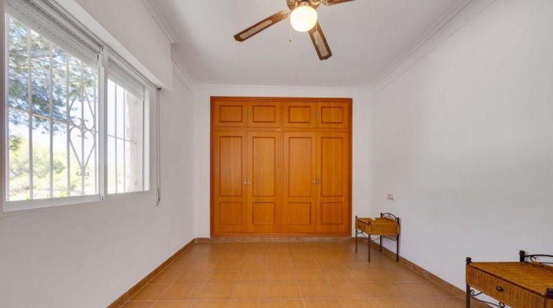 Alicante - Torrevieja - 18850m2