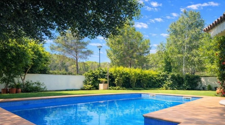 Gerona - l'Escala - 800m2